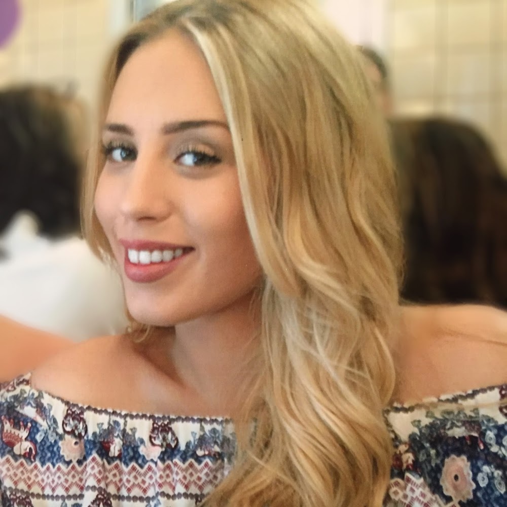 Meet your Posher, Jessica